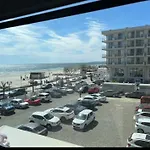 Mamaia Nord Langa Mare Lägenhet