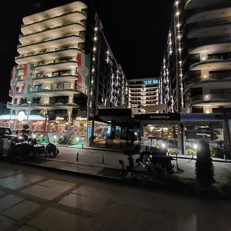 Mamaia Nord Langa Mare ナボダリ