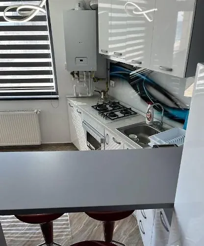 Mamaia Nord Langa Mare *